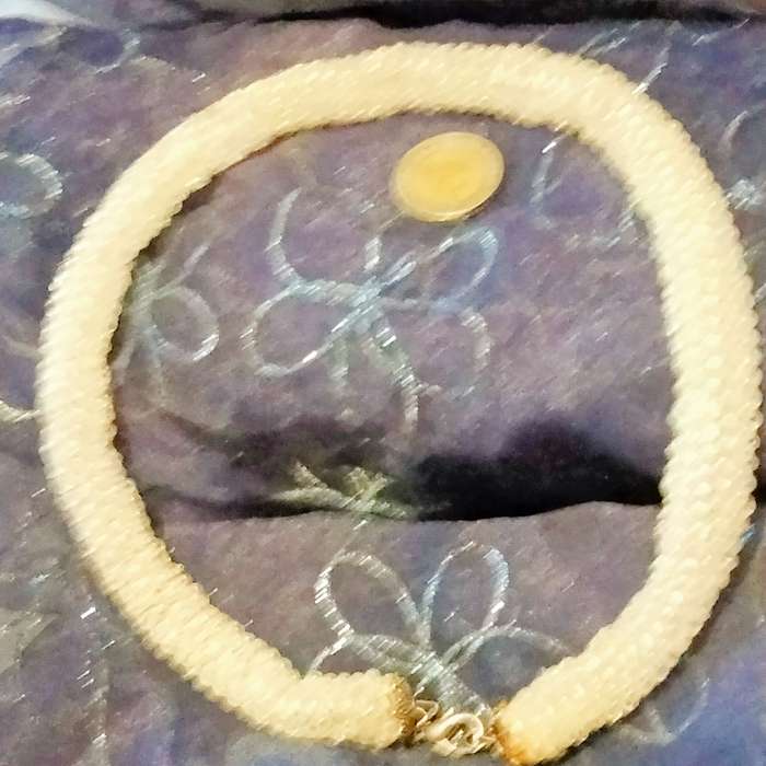 NECKLACE choker Puff glass seed beads light refraction rainbow effect looks at my Buy Now No Waiting