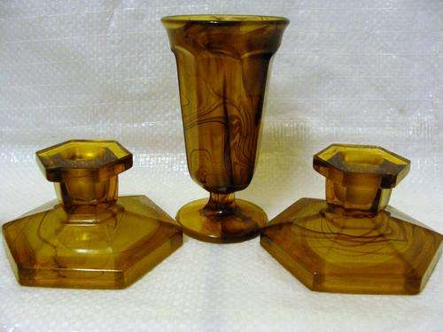 DAVIDSON Cloud Gass  American Circa 1930 1 Vase 2 Candle Sticks