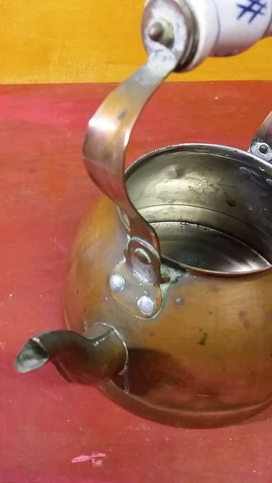 BEAUTIFUL COPPER KETTLE WITH CERAMIC HANDLE, NO LID