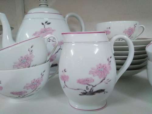 "COQUET" LIMOGE FRANCE TEA SET
