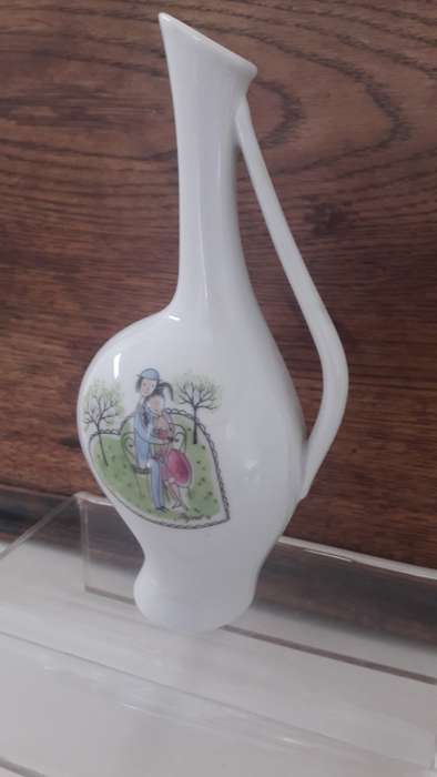 Rare Rosenthal Pregnant Louise  vase decorated with Lovers by Raymond Peynet circa 1956
