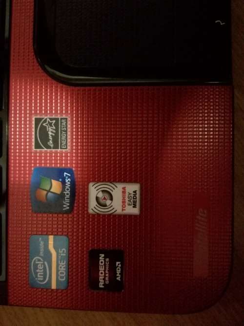 **GAMING**SUPERFAST**IMMACULATE**TOSHIBA C850 3210 i5 WITH RADEON GRAPHICS