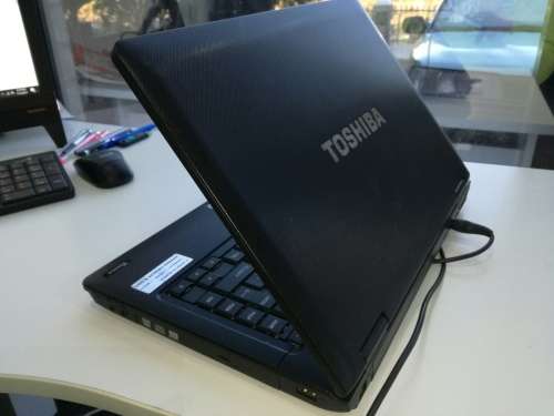 *TOSHIBA TECRA m11*i5-m560*HD DISPLAY*4GB RAM*250GB HDD*