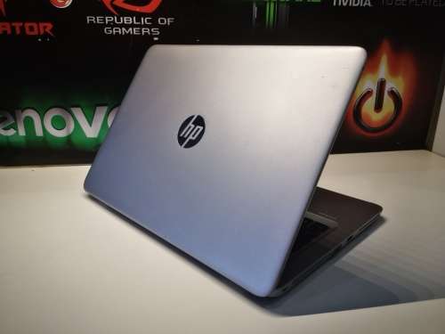 HP EliteBook 820 G4 i5-7200U 8GB RAM 512GB SSD Full HD 4G LTE