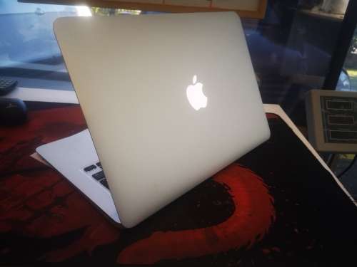 LATE ENTRY!*Superfast!**2015**EXCELLENT**APPLE MACBOOK AIR i5*128GB SSD*8GB RAM*13.3"*