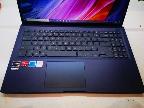 AS BRAND NEW!*ASUS EXPERTBOOK L1500*RYZEN 3-3200U*8GB DDR4*512GB SSD*FHD*RX VEGA 3 GRAPHICS*WARRANTY