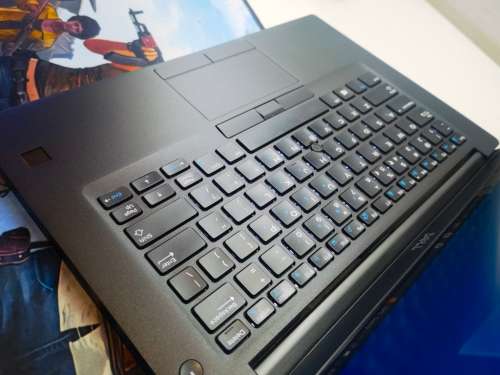 DELL LATITUDE 7480 ULTRABOOK*i5-6300U*8GB DDR4*256GB SSD*FHD*4G LTE*