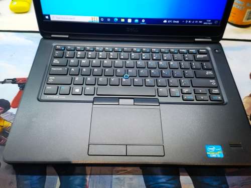 DELL LATITUDE E5450 i5-5300u**8GB RAM*HD*250GB SSD*