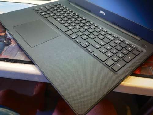 VERY FAST!*HIGH SPEC!*DELL VOSTRO 3590*i3-10110u*8GB DDR4*256GB SSD*HD*WARRANTY