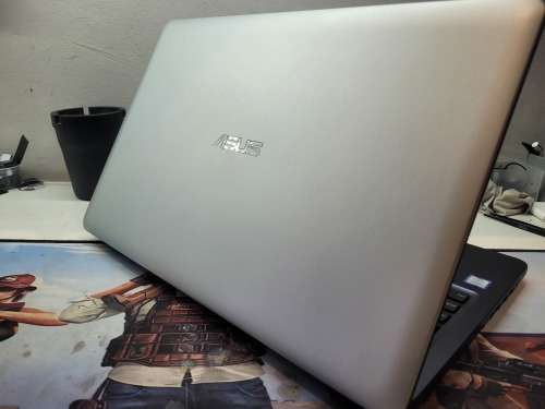 VERY FAST!*ASUS X543UA*i3-7020*8GB*256GB SSD*HD GRAPHICS*