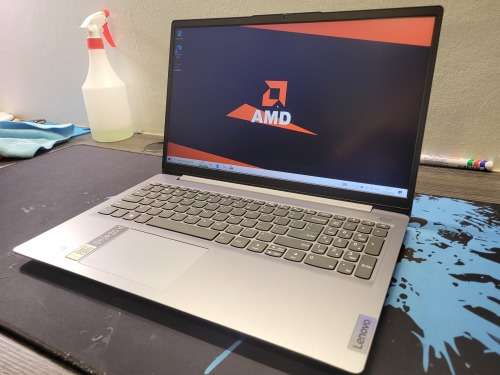 LENOVO IDEAPAD 3 15*AMD ATHLON GOLD 3150U*8GB DDR4*256GB SSD*RADEON GRAPHICS
