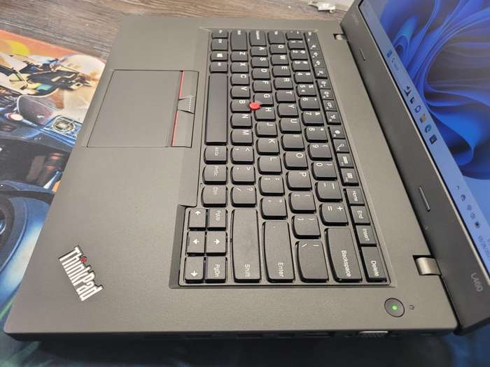 VERY FAST!*MINT CONDITION*LENOVO THINKPAD L460*i5-6200U*FHD*4G LTE*8GB RAM*256GB SSD*