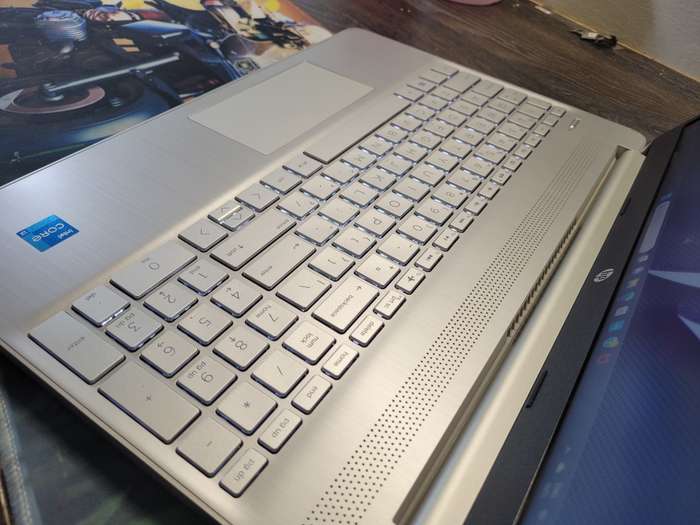 11TH GEN*HP NOTEBOOK 15s*i3-1125G4*8GB DDR4*512GB SSD*FHD*