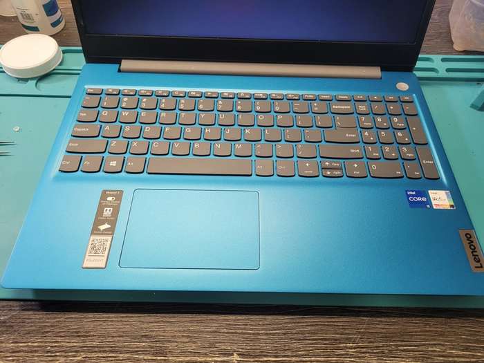 LATE ENTRY!*11th gen BEAST!!*LENOVO IDEAPAD 3*i5-1135G7*8GB DDR4*256GB SSD*1TB HDD*FHD*G7 GRAPHICS*