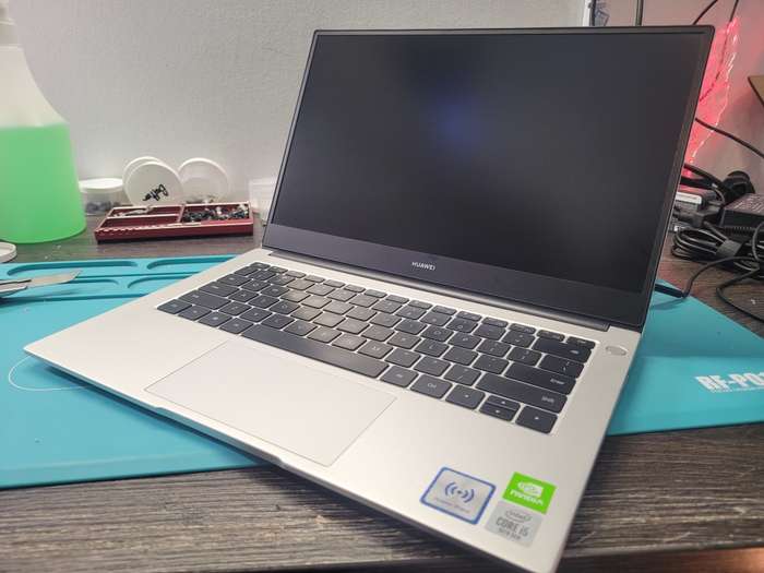 HUAWEI MATEBOOK 14*i5-10210U*8GB DDR4*512GB SSD*FHD*IPS*NVIDIA MX250*