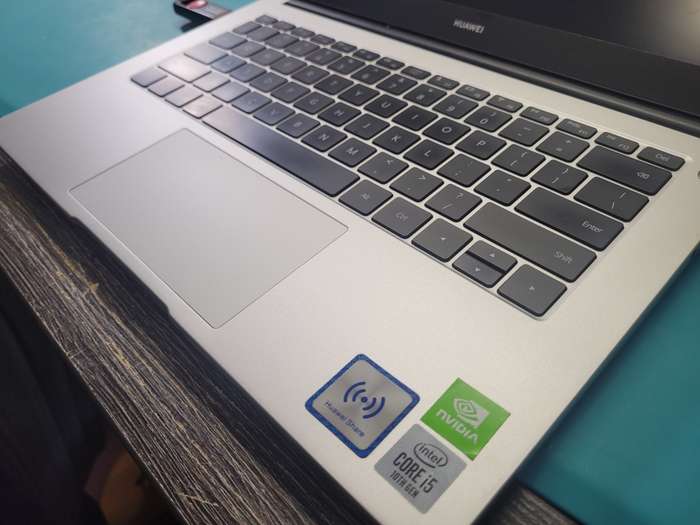 HUAWEI MATEBOOK 14*i5-10210U*8GB DDR4*512GB SSD*FHD*IPS*NVIDIA MX250*