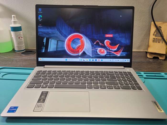 LATE ENTRY!*12th gen BEAST!!*LENOVO IDEAPAD 1i*i5-1235U*12GB DDR4*512GB SSD*FHD*IRIS GRAPHICS*
