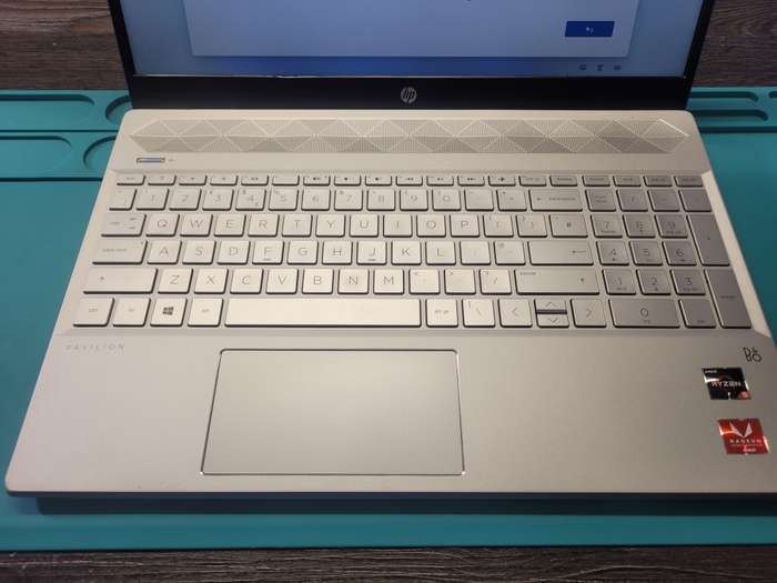 TOUCSCREEN!*FAST!*VERY HIGH SPEC`D*HP PAVILION 15*RYZEN 5-3500U*TOUCHSCREEN*8GB RAM*512GB SSD