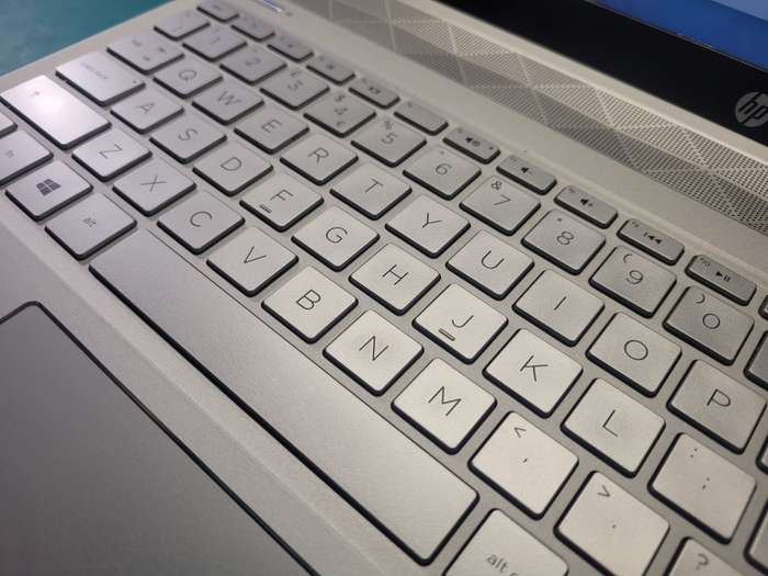 TOUCSCREEN!*FAST!*VERY HIGH SPEC`D*HP PAVILION 15*RYZEN 5-3500U*TOUCHSCREEN*8GB RAM*512GB SSD