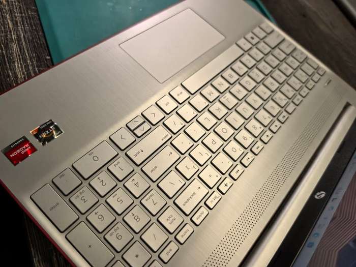 11TH GEN RYZEN 7-HP NOTEBOOK 15s-RYZEN 7-5700U-16GB DDR4-512GB SSD-FHD