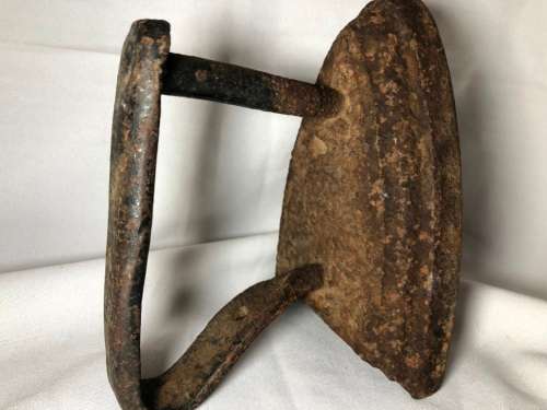 ANTIQUE SAD IRON