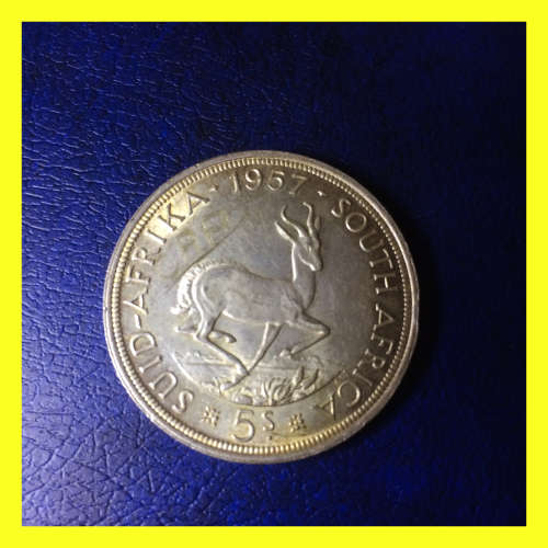 SILVER 5 SHILLING 1957 - QUEEN ELIZABETH II