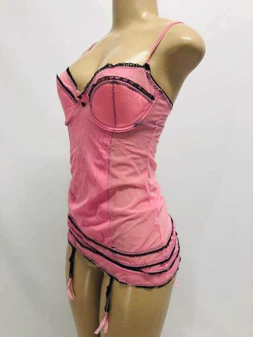 Size 36C cake skirt pink