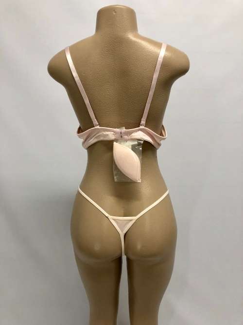 Size 36C pink bra and panty set