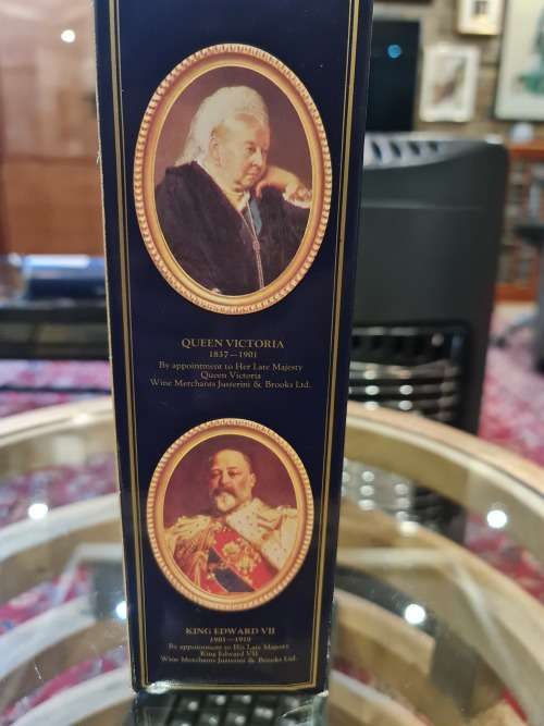 Rare J&B Royal Ages De Luxe Quality Blended Scotch Whisky
