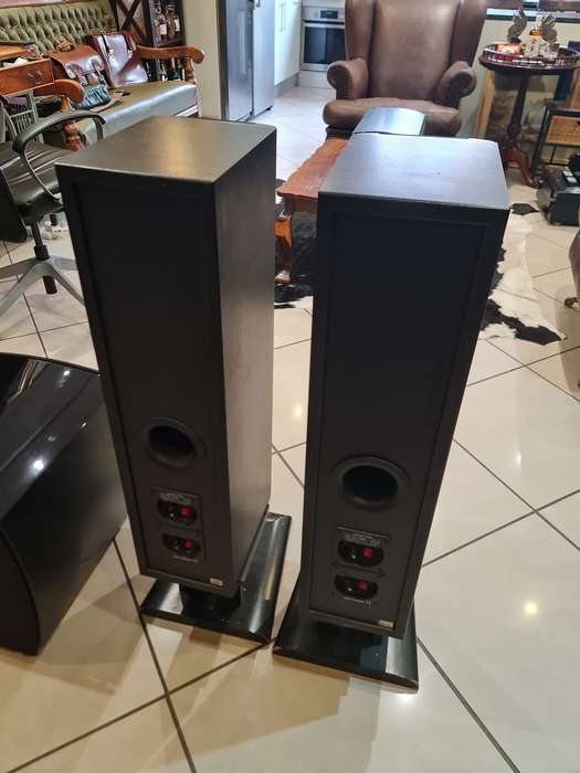 Collection Only - Jamo 477a Floorstanding Speakers