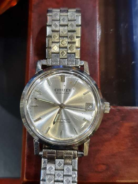 Vintage Citizen 21 Jewels Automatic Waterproof Watch with Calendar