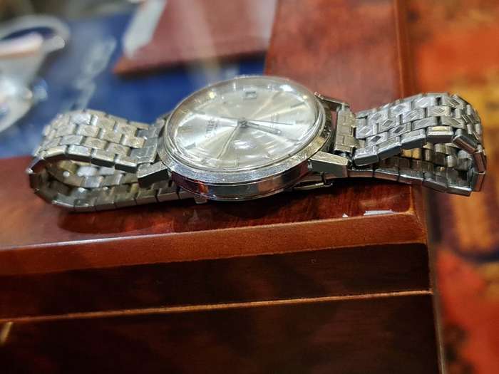 Vintage Citizen 21 Jewels Automatic Waterproof Watch with Calendar