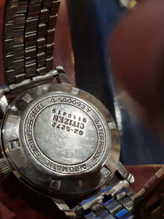 Vintage Citizen 21 Jewels Automatic Waterproof Watch with Calendar