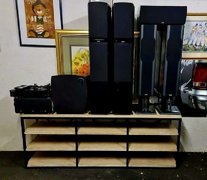Sound Structures Style AV Stand