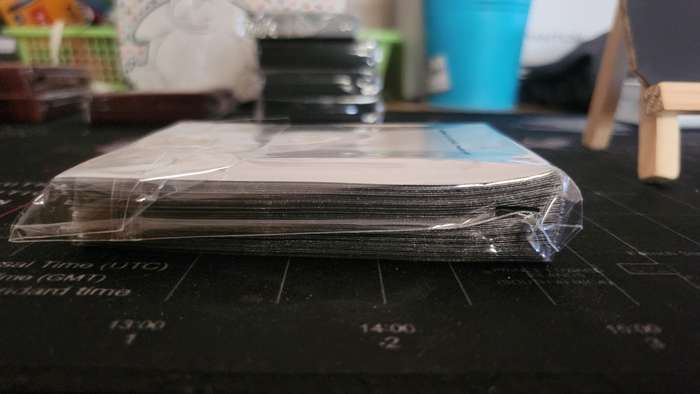 Pokemon card sleeved- 151
