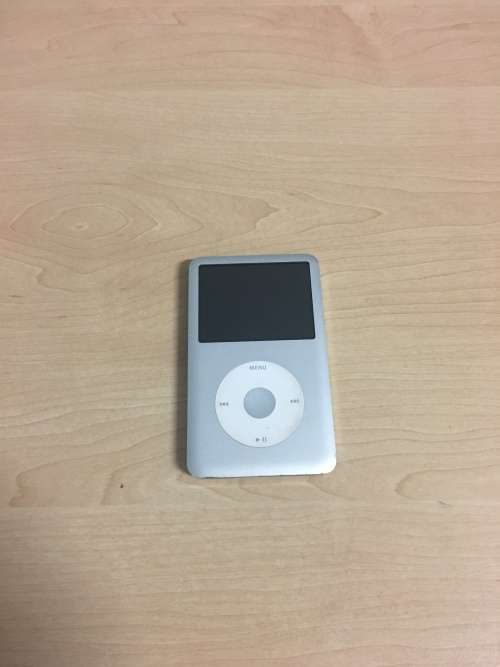 APPLE IPOD CLASSIC 160GB (SILVER)