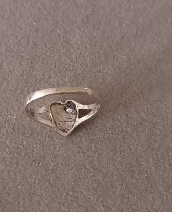 Sterling Silver Signet Ring. 1.6g. Size M.