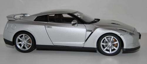 1:18 Norev Nissan Skyline GT-R