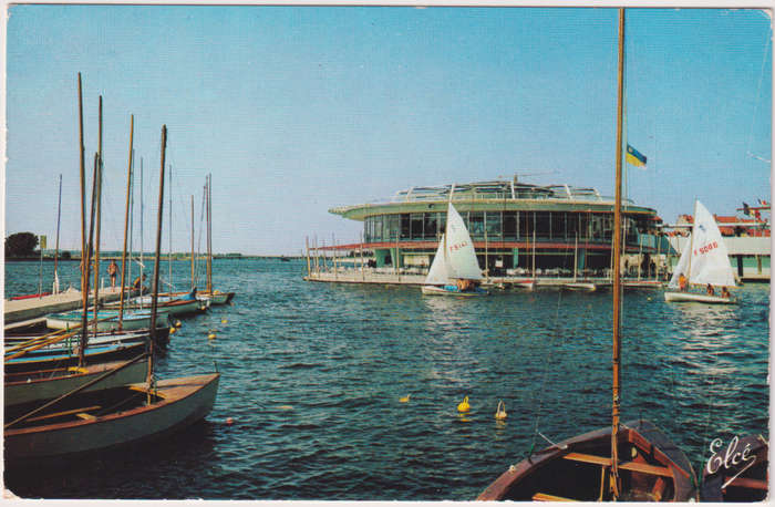 Post Cards / Maxi Card not used
