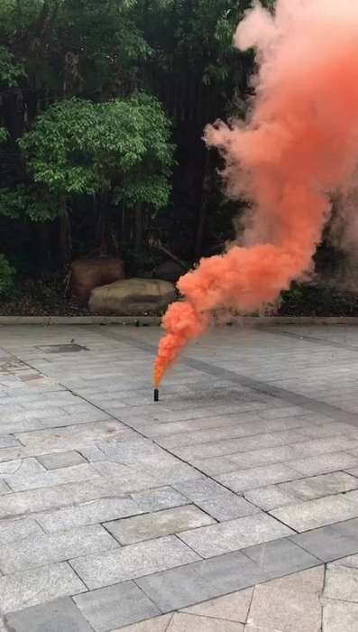 Colour Smoke Bomb - Red & Yellow