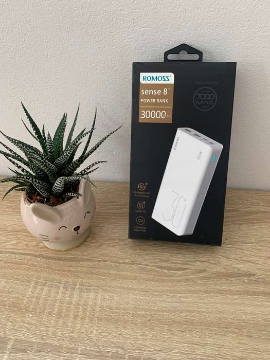 CHARGER Romoss Sense8+ 30000mAh QC Type-C Power Bank - White