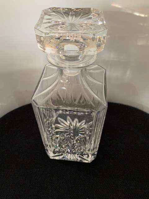 WHISKEY DECANTER WITH ORIGINAL STOPPER
