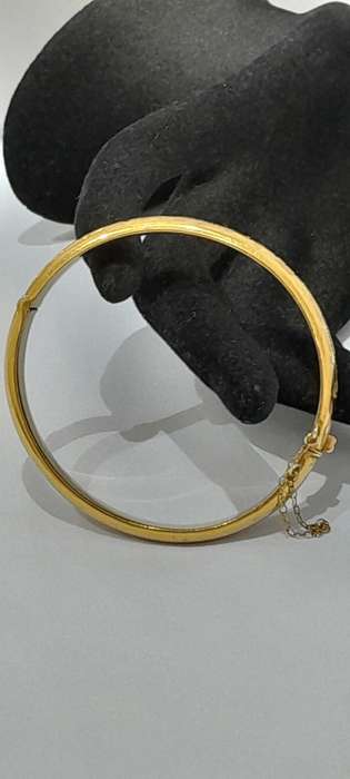 Vintage 9ct gold Metal Core bangle