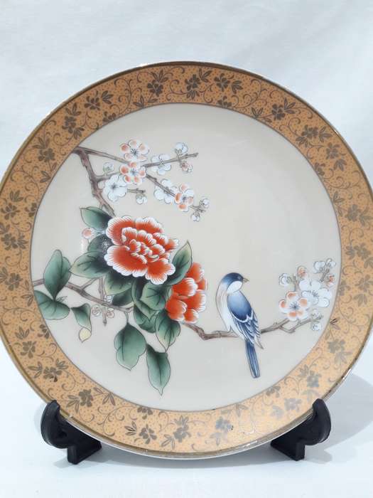 Imari Japanese plates