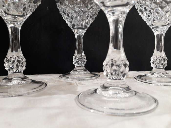 Vintage Cristal D` Arques liqueur glasses
