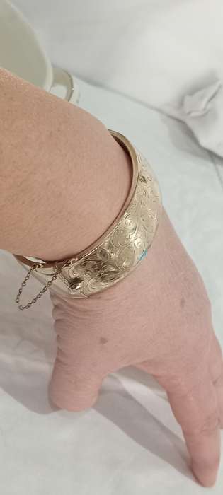 Vintage L&Co 9k o metal core bangle