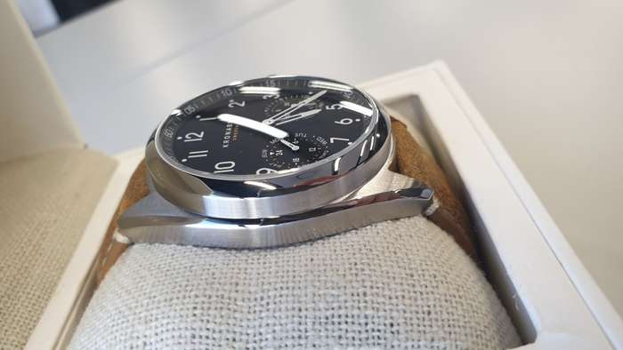 Kronaby (Sweden) Apex Hybrid Men`s Watch [Imported]