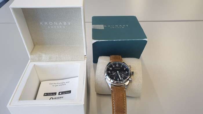 Kronaby (Sweden) Apex Hybrid Men`s Watch [Imported]