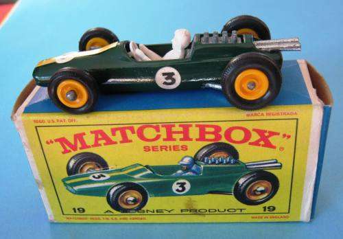 MINT AND BOXED 1966 MATCHBOX LESNEY NO 19 D LOTUS RACING CAR FROM MATCHBOX ENGLAND. NOT DINKY.