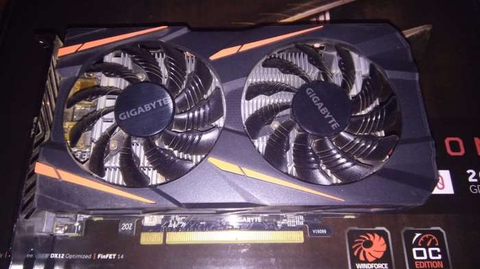 GIGABYTE Radeon RX 460 WINDFORCE OC 2GB GV-RX460WF2OC-2GD